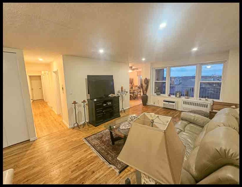 Bedroom with panoramic views