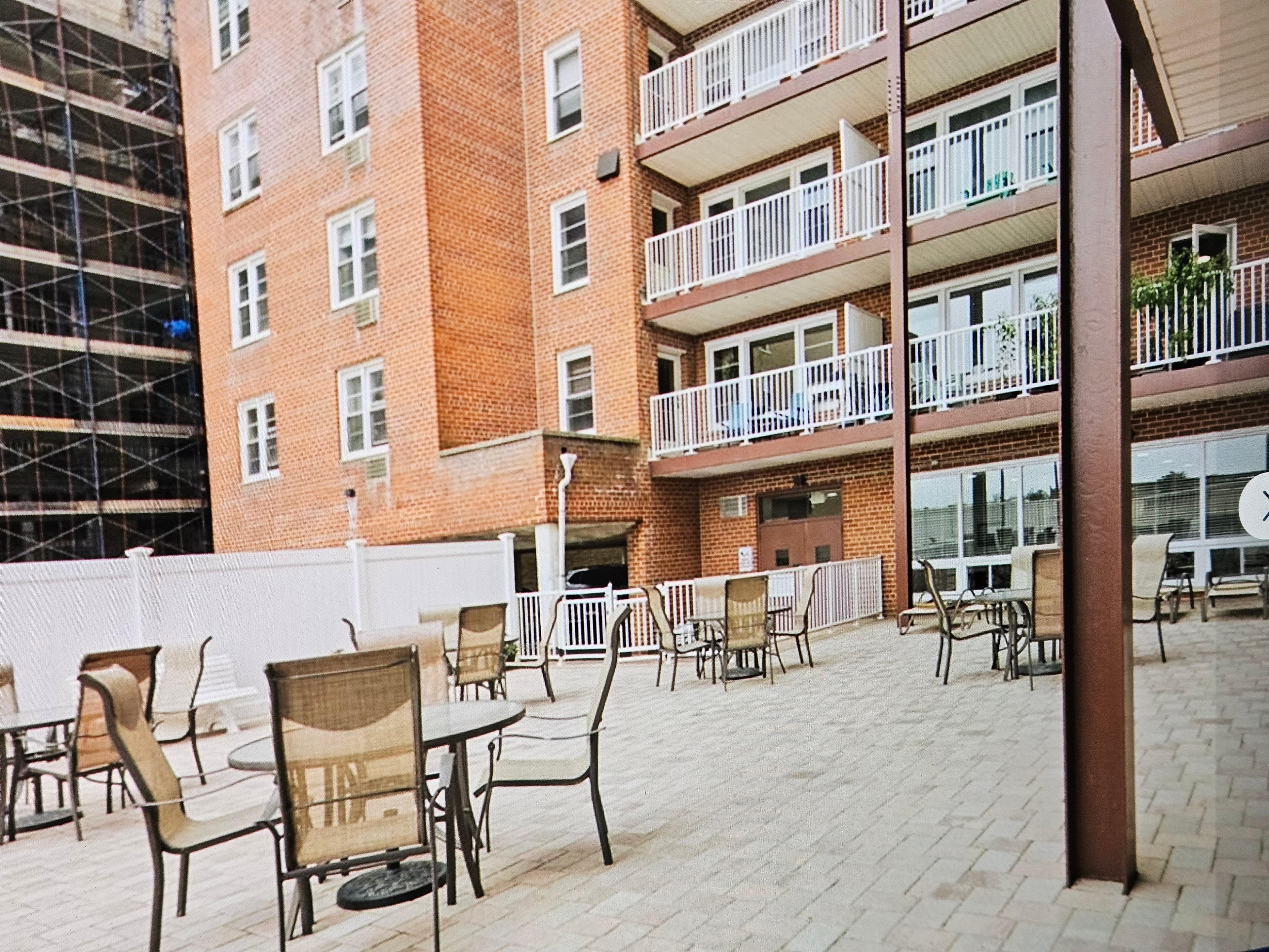 Courtyard with outdoor seating